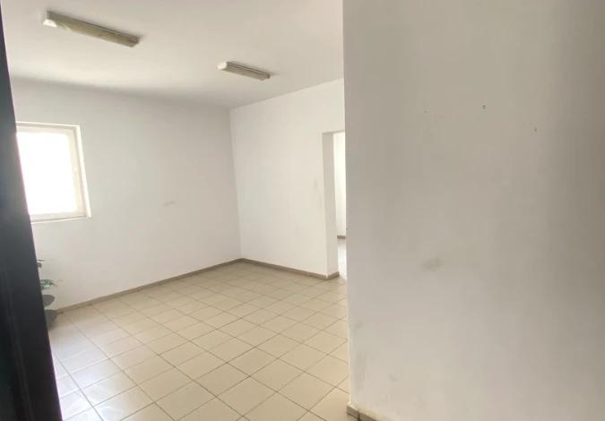 3-комнатная квартира, 76 м², 6/9 этаж, Айтматова 29а