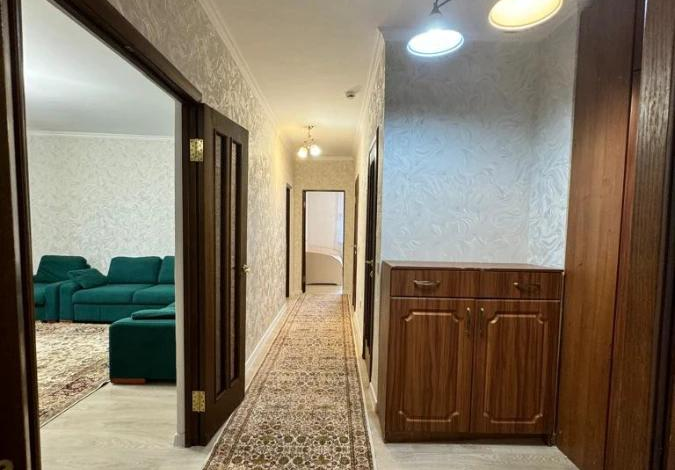 3-комнатная квартира, 80 м², 5/15 этаж, Шокана Валиханова 3