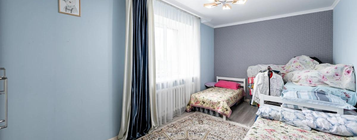 3-комнатная квартира, 107.5 м², 3/12 этаж, Сатпаева 18