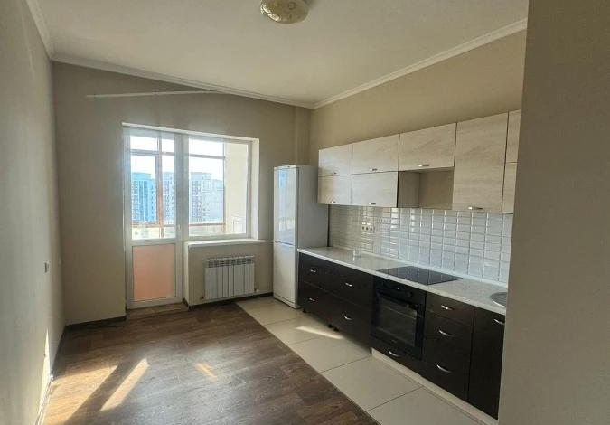 1-комнатная квартира, 50 м², 8/10 этаж, Максута Нарикбаева 12