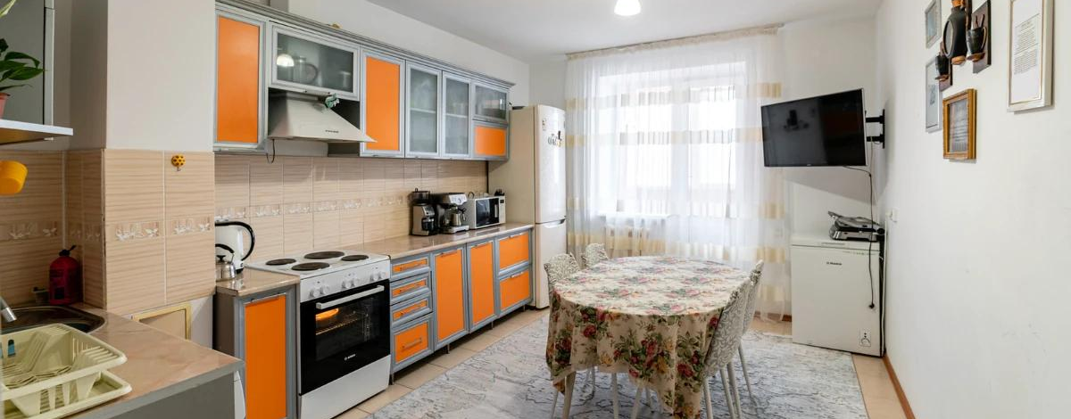 3-комнатная квартира, 100.1 м², 9/12 этаж, Кенесары 1