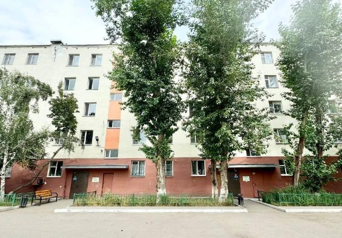 3-комнатная квартира, 57.5 м², 1/5 этаж, Абая 80/2