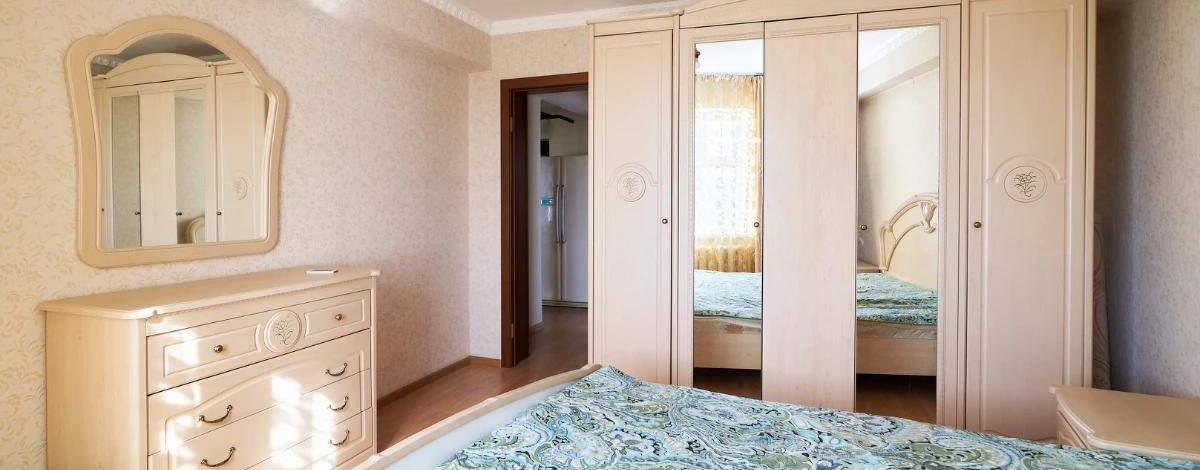 3-комнатная квартира, 68 м², 10/12 этаж, Абылайхана 14/1