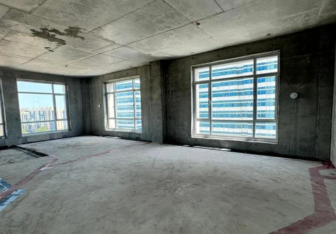 4-комнатная квартира, 225 м², 10/18 этаж, Достык