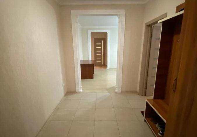 3-комнатная квартира, 86.2 м², 6/10 этаж, Омарова 148