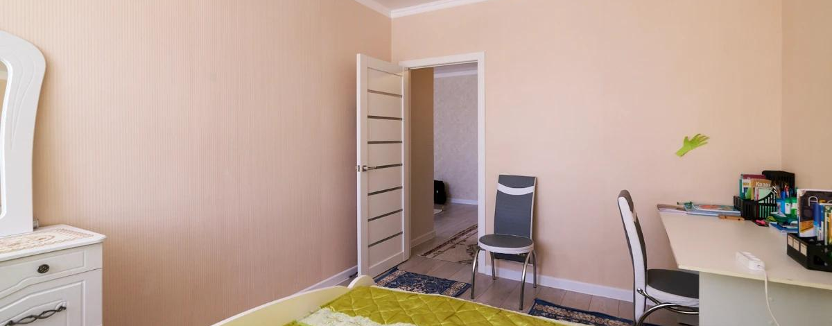 3-комнатная квартира, 76.1 м², 6/10 этаж, Кордай 81