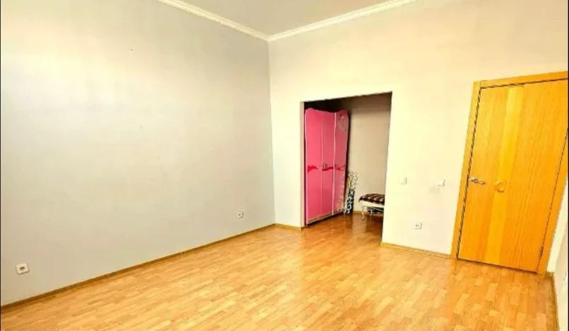 4-комнатная квартира, 166 м², 2/7 этаж, Калдаякова 2