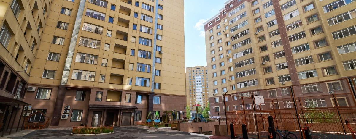 3-комнатная квартира, 101 м², 8/13 этаж, Сатпаева 20/1