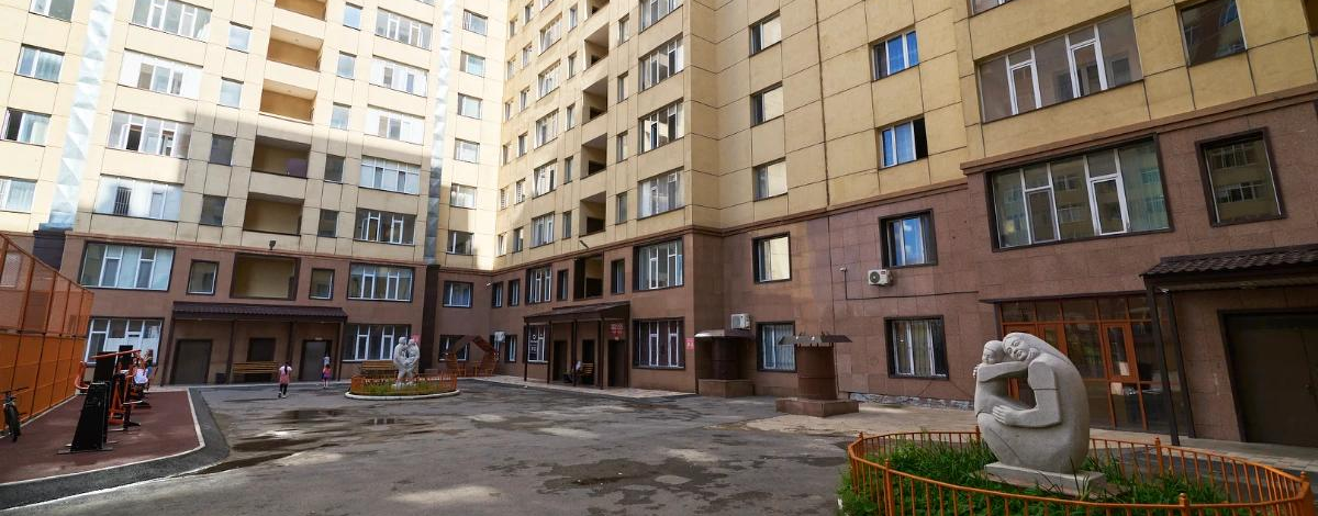 3-комнатная квартира, 101 м², 8/13 этаж, Сатпаева 20/1