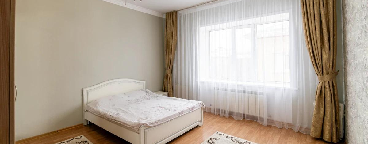 3-комнатная квартира, 128.3 м², 4/4 этаж, Талды пер. 4