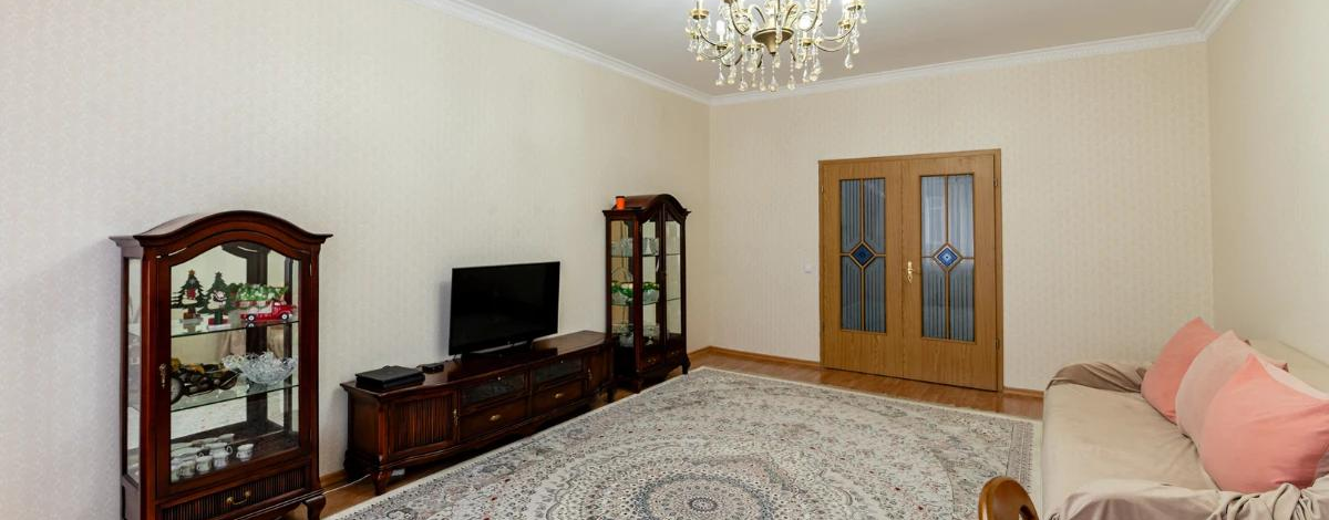 3-комнатная квартира, 128.3 м², 4/4 этаж, Талды пер. 4