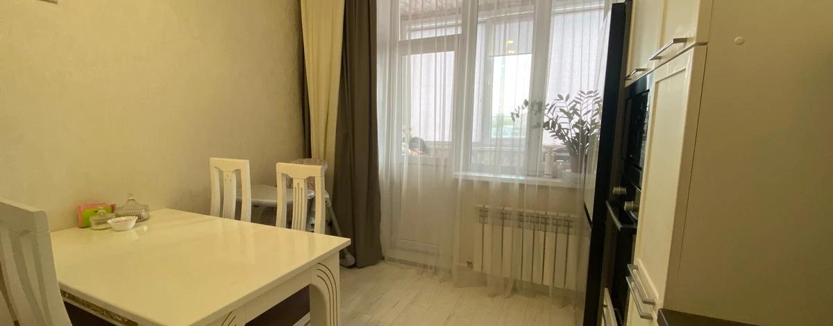 4-комнатная квартира · 120 м² · 2/4 этаж, Естая 92