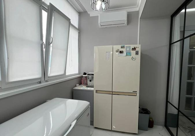 5-комнатная квартира · 200 м² · 5/8 этаж, проспект Алии Молдагуловой 62/1 — Мангилик Ел