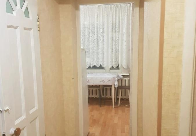 1-комнатная квартира, 36 м², 4/5 этаж, Богенбай батыра 23/1