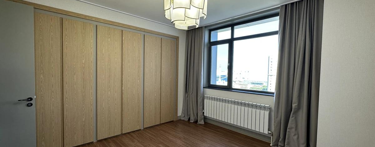 5-комнатная квартира, 117 м², 14/28 этаж, Нажимеденова 4/1