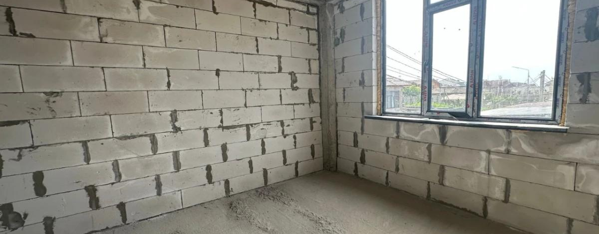 5-комнатная квартира, 217 м², 2/3 этаж, мкр Нур Алатау 1152