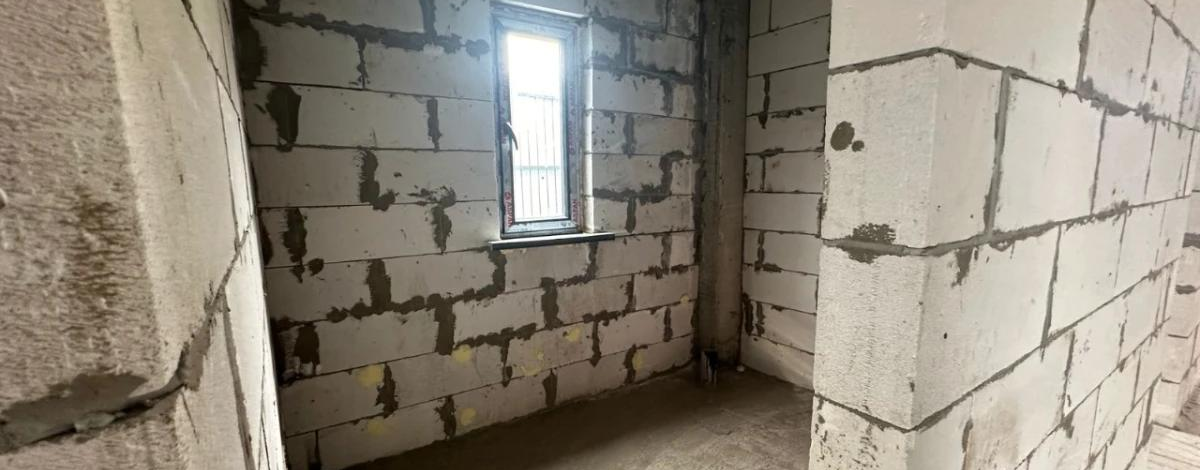 5-комнатная квартира, 217 м², 2/3 этаж, мкр Нур Алатау 1152