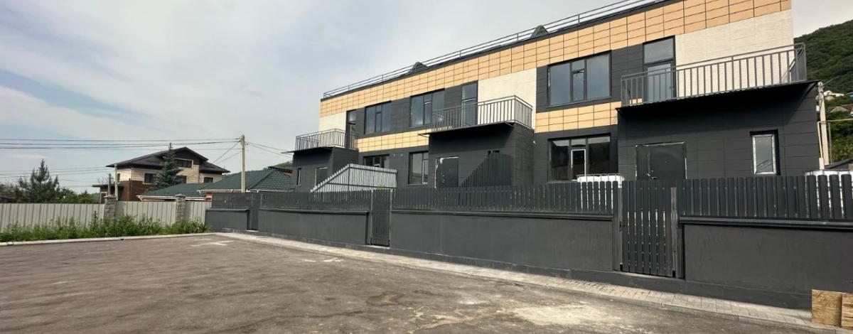 5-комнатная квартира, 217 м², 2/3 этаж, мкр Нур Алатау 1152