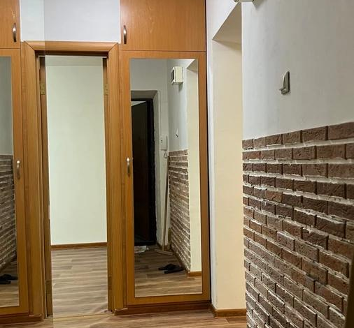 3-комнатная квартира, 61 м², 2/5 этаж, Республика 30