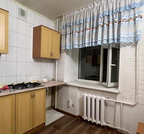 3-комнатная квартира, 61 м², 2/5 этаж, Республика 30