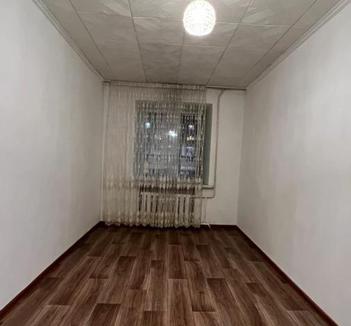 3-комнатная квартира, 61 м², 2/5 этаж, Республика 30