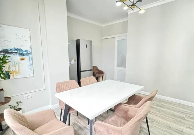 2-комнатная квартира, 71.7 м², 6/18 этаж, Акмешит 13