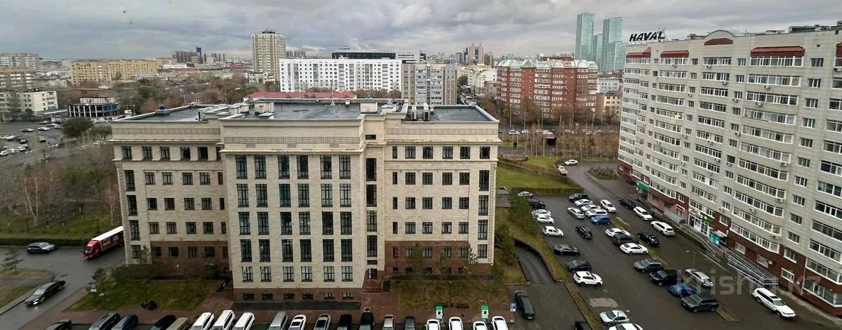 3-комнатная квартира, 79 м², 12/22 этаж, Абая 10/2 — Акимат района Сарыарка