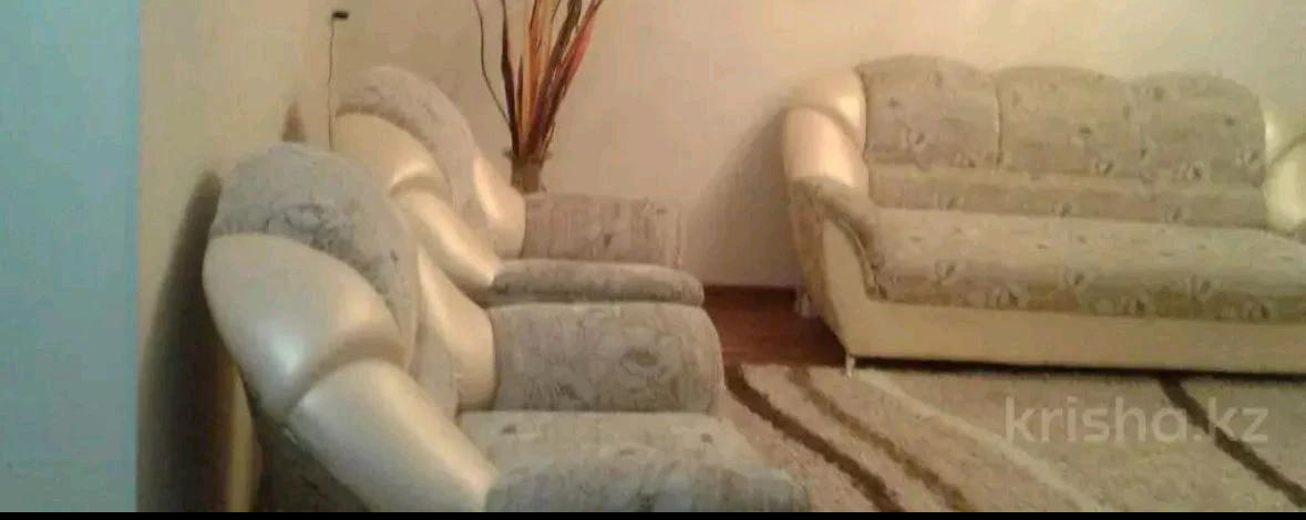 2-комнатная квартира · 54 м² · 3/5 этаж, Абая 157