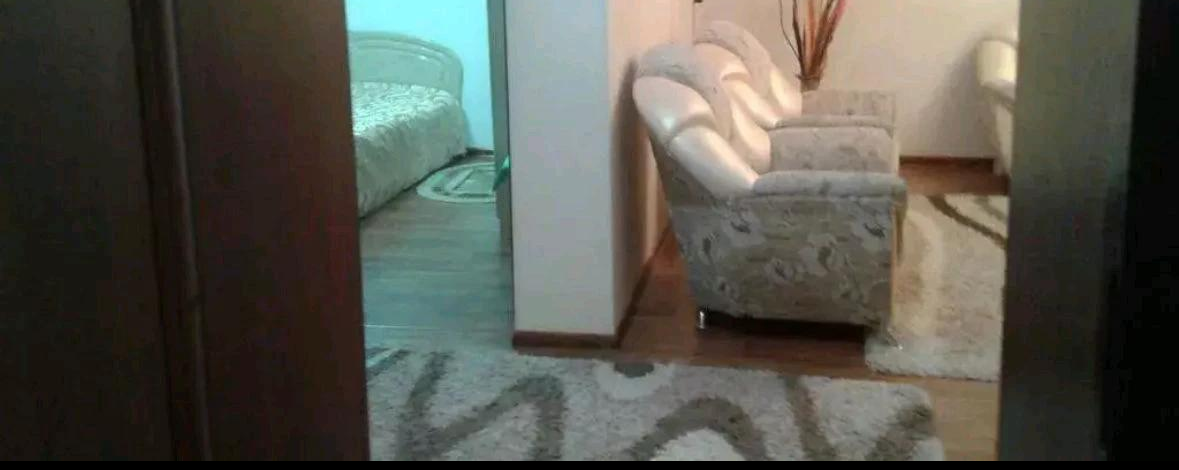 2-комнатная квартира · 54 м² · 3/5 этаж, Абая 157