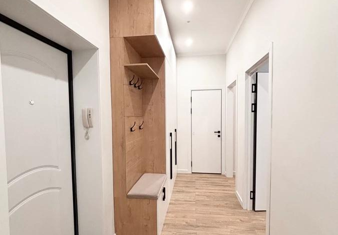 2-комнатная квартира, 63 м², 7/12 этаж, Райымбека — Емцова