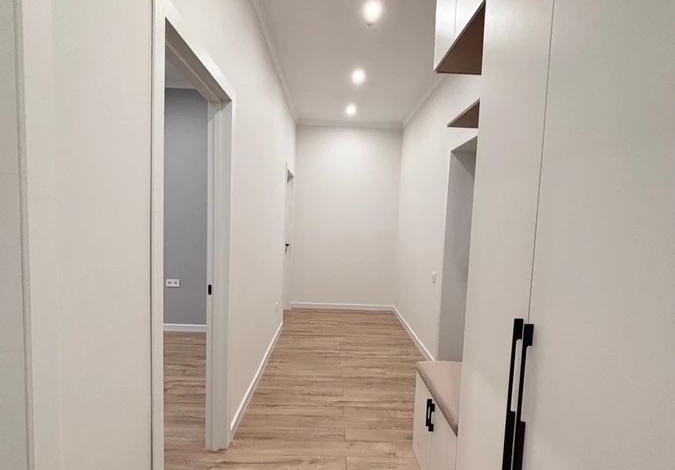 2-комнатная квартира, 63 м², 7/12 этаж, Райымбека — Емцова