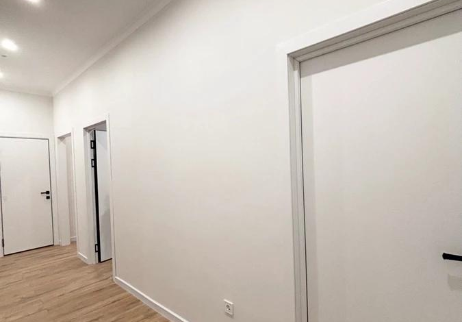 2-комнатная квартира, 63 м², 7/12 этаж, Райымбека — Емцова