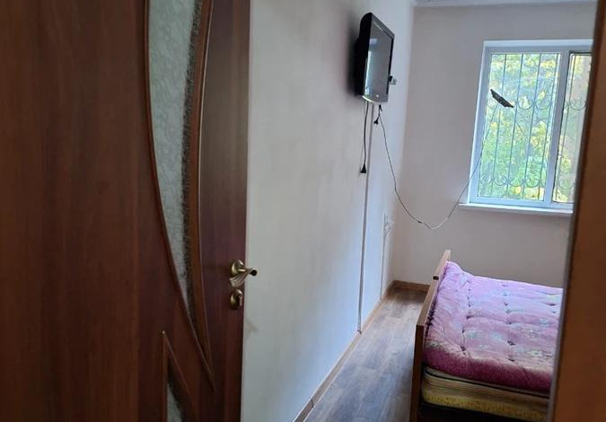 2-комнатная квартира, 43 м², 2/4 этаж, мкр №3 32