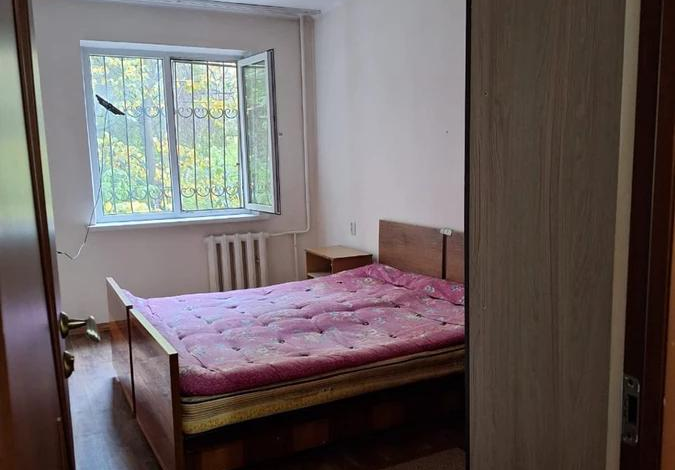 2-комнатная квартира, 43 м², 2/4 этаж, мкр №3 32