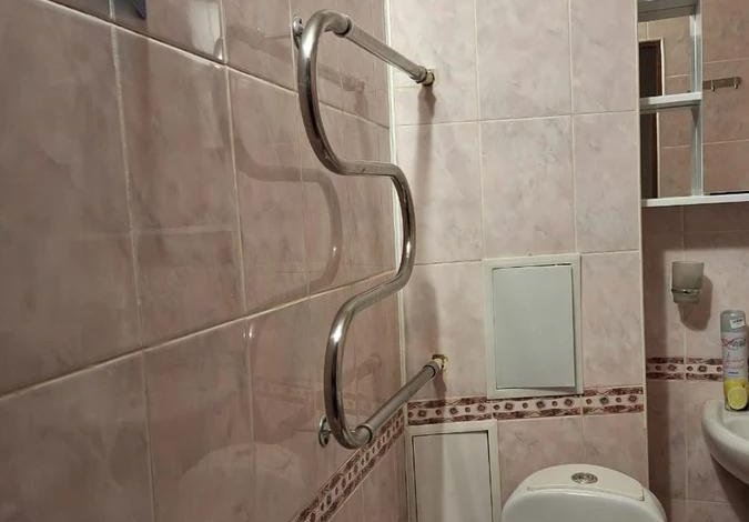 2-комнатная квартира, 43 м², 2/4 этаж, мкр №3 32