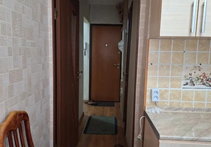 2-комнатная квартира, 43 м², 2/4 этаж, мкр №3 32