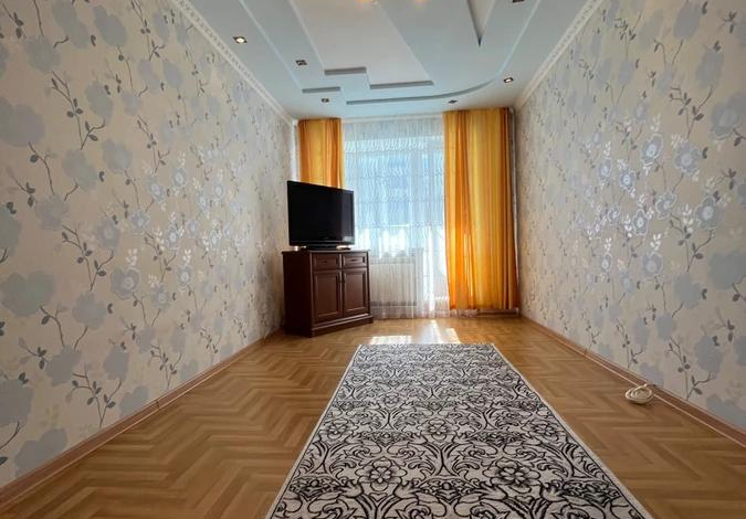 2-комнатная квартира · 73 м² · 5/10 этаж, Пр Молдагуловой 13