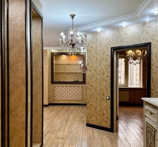 4-комнатная квартира, 160 м², 5/9 этаж, Аскарова Асанбая 21