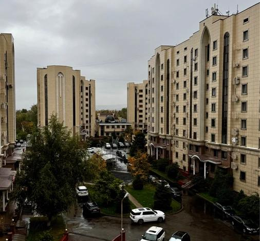 4-комнатная квартира, 160 м², 5/9 этаж, Аскарова Асанбая 21