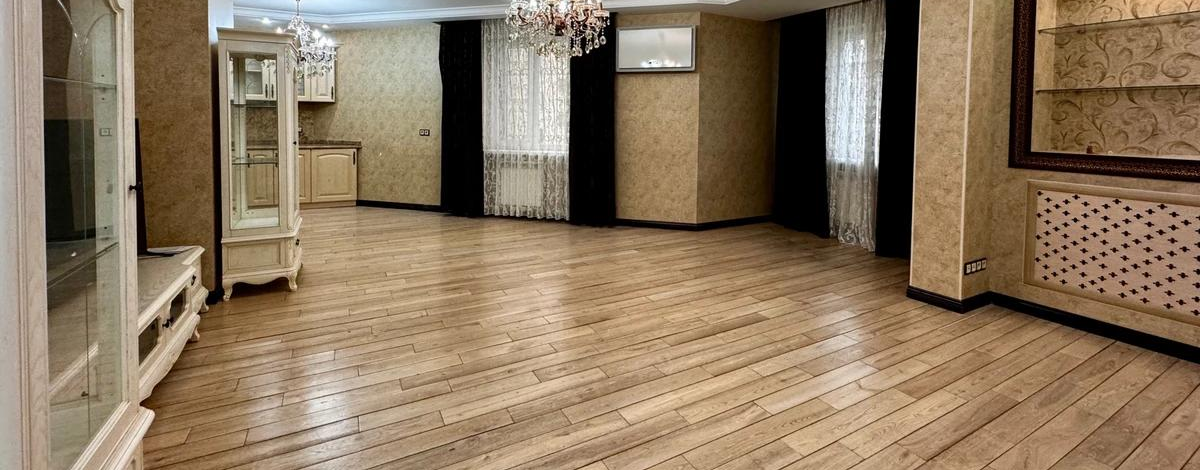 4-комнатная квартира, 160 м², 5/9 этаж, Аскарова Асанбая 21