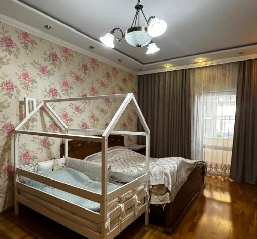 3-комнатная квартира · 120 м² · 8/10 этаж, Сембинова 9 — Кенесары