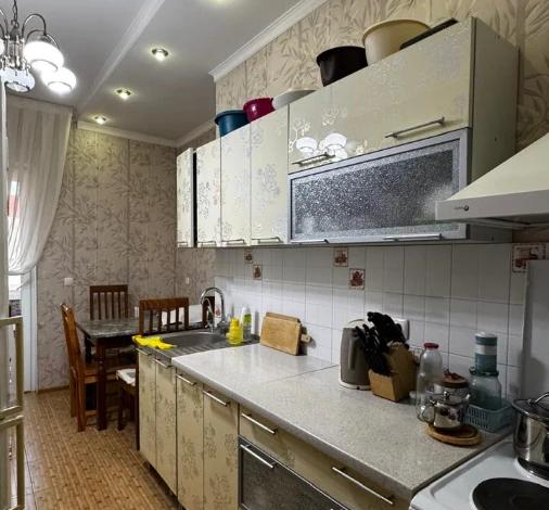 3-комнатная квартира · 120 м² · 8/10 этаж, Сембинова 9 — Кенесары