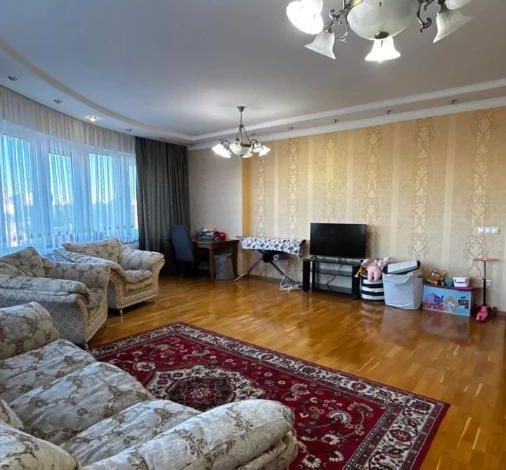 3-комнатная квартира · 120 м² · 8/10 этаж, Сембинова 9 — Кенесары