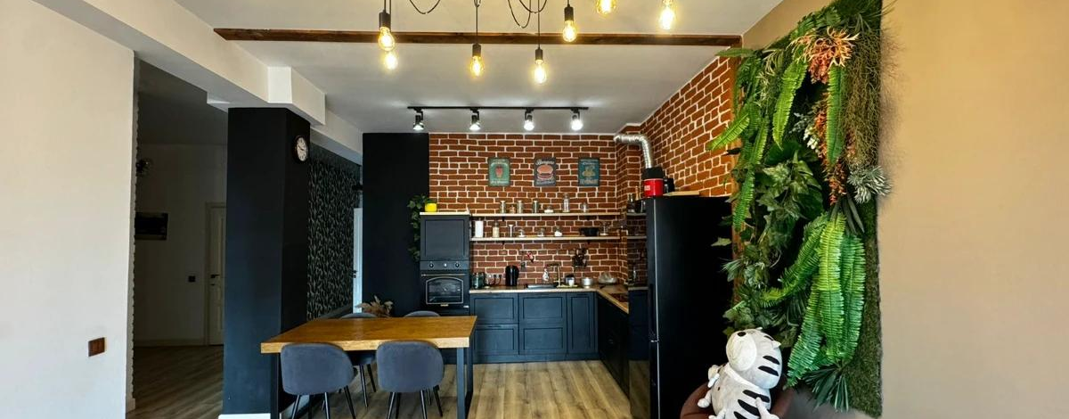 4-комнатная квартира, 146 м², 6/20 этаж, мкр Самал-2, Снегина