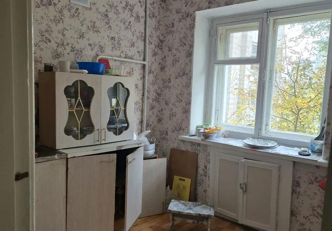 2-комнатная квартира · 45 м² · 3/5 этаж, Крылова 81