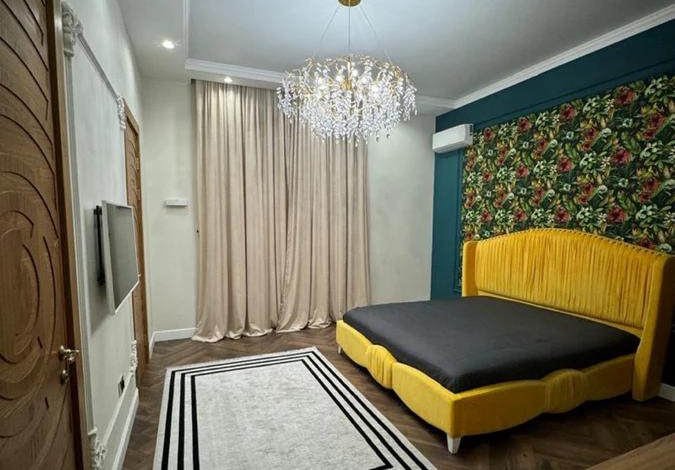 4-комнатная квартира, 140 м², 8/8 этаж, Умай Ана 15