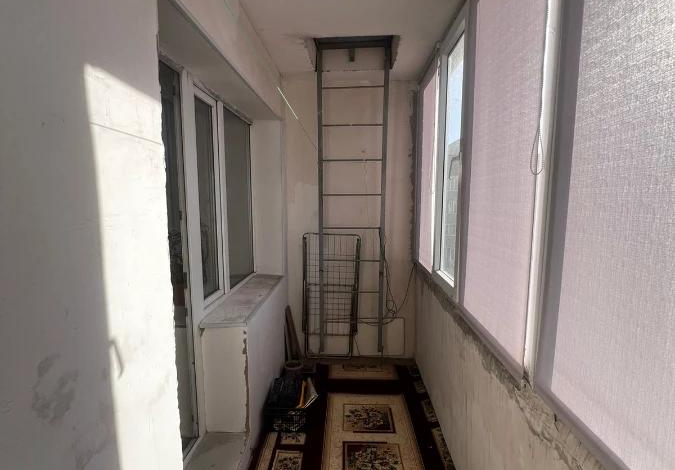 3-комнатная квартира, 77.3 м², 9/10 этаж, Физкультурная