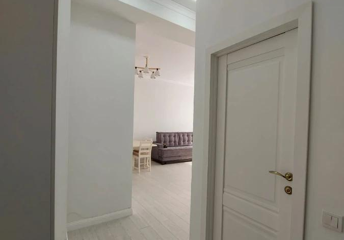 2-комнатная квартира, 49 м², 3/4 этаж, мкр Акжар 3