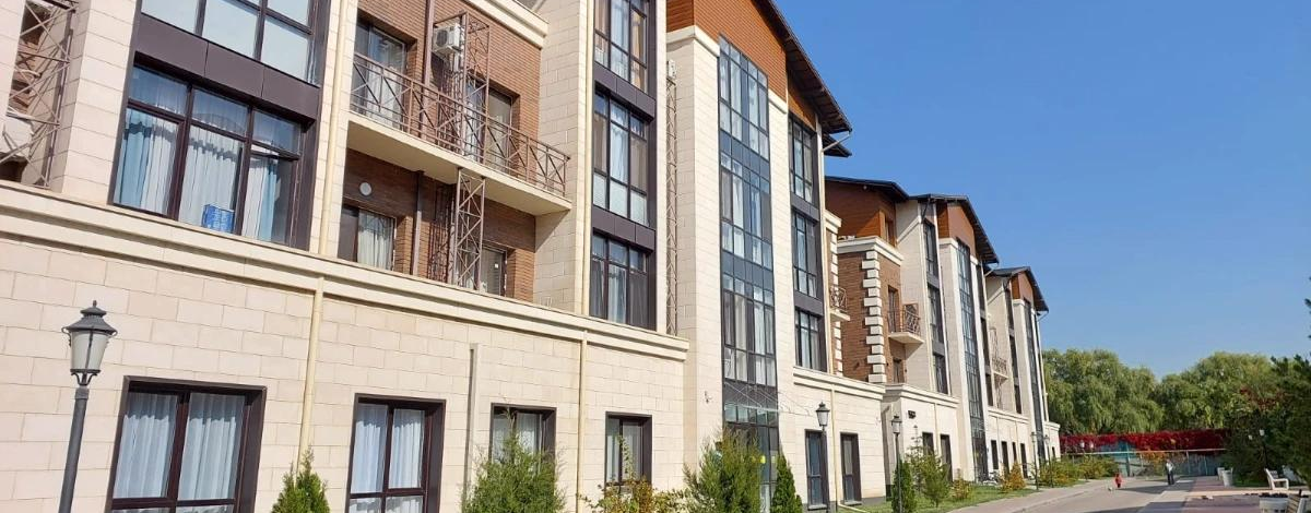 2-комнатная квартира, 49 м², 3/4 этаж, мкр Акжар 3