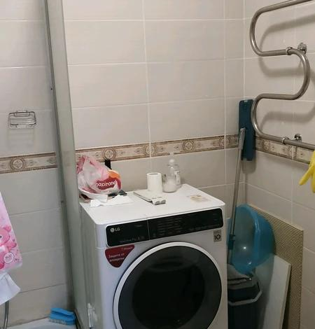 1-комнатная квартира, 43 м², 7/9 этаж, мкр Аксай-5, Ақсай-5 ш/а. — Проходит по Алматы жастары